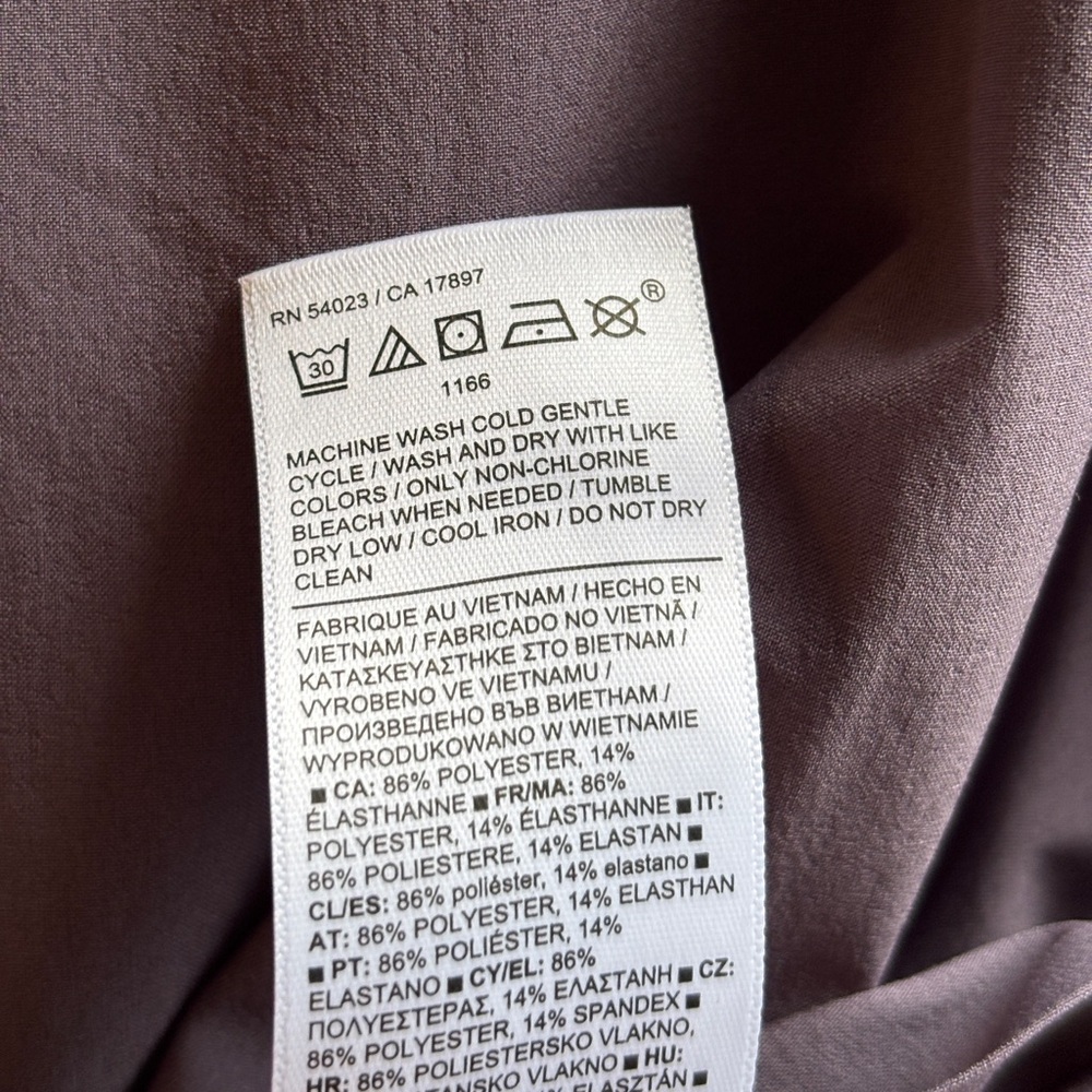 EUC Athleta Urbanite Top 2.0, Button-Down Shirt in Dusk Violet | Women’s Plus 1X - Picture 8 of 16